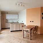 Casa Aurea * Bossico