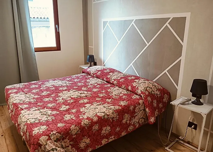 Casa Aurea *